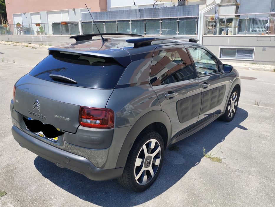 Citroën C4 Cactus 1.6 HDi Shine 99cv – FULL EXTRAS – Teto Panorâmico — photo 5