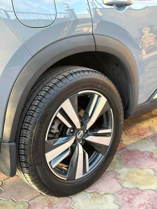 Nissan Rogue SL  2021