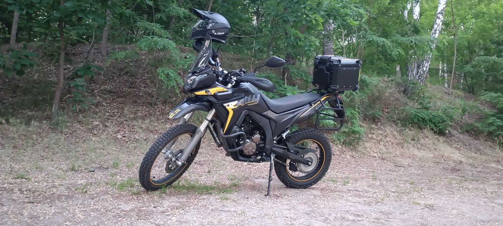 Мотобагажник на Voge 300 rally