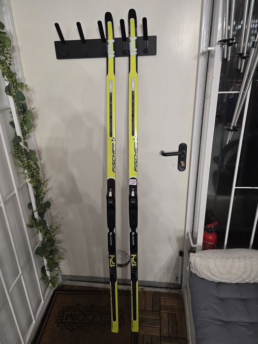 Narty biegówki z łuską idealny stan 174 cm.FISCHER orbiter crown