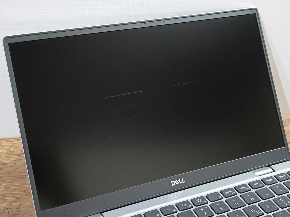 i7-1165G7 / SSD 512 GB / 8 GB DDR4 / Full HD IPS / Dell 3320