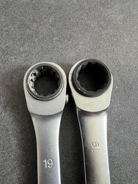 Ключі, тріскачки Facom