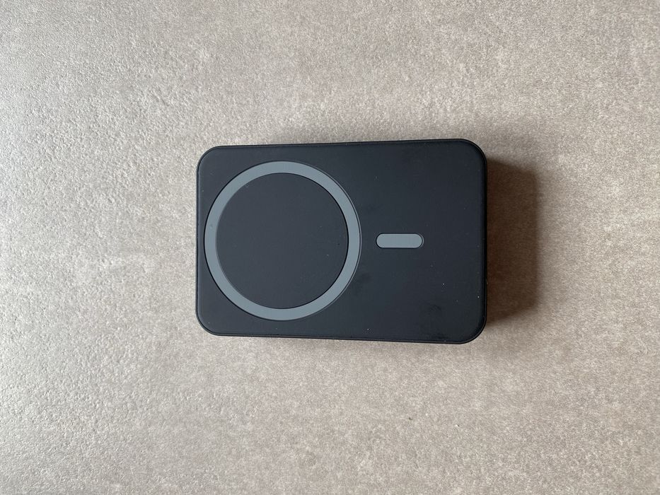 Nowy powerbank 5000 mAh MagSafe + pudełko i kabel USB-C