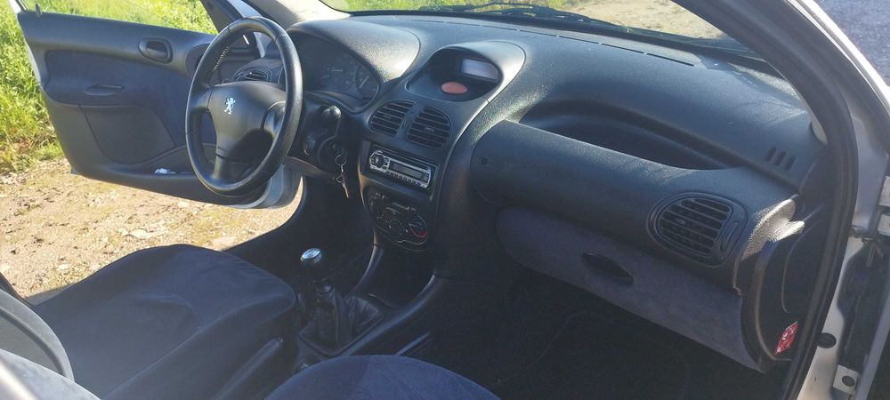 Peugeot 206 1.4 HDI ou troco por Smart
