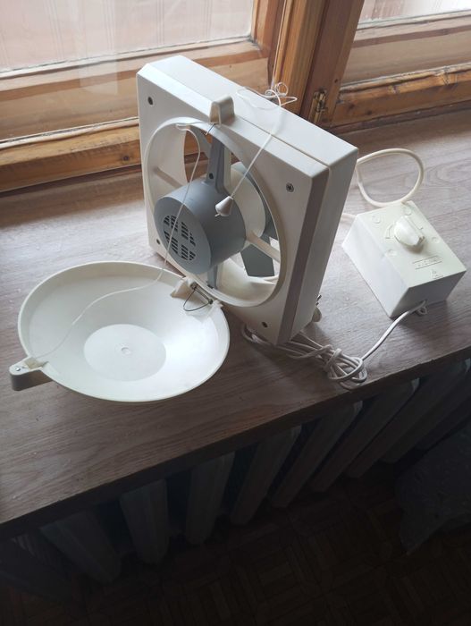 Вентилятор,,АИСИ"-4.Оконный,двухскоростной,приточно-вытяжной.