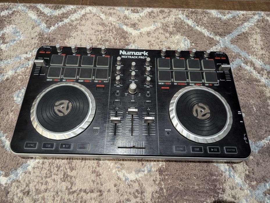 Numark mixtrack pro 2 | kontroler / konsola dj