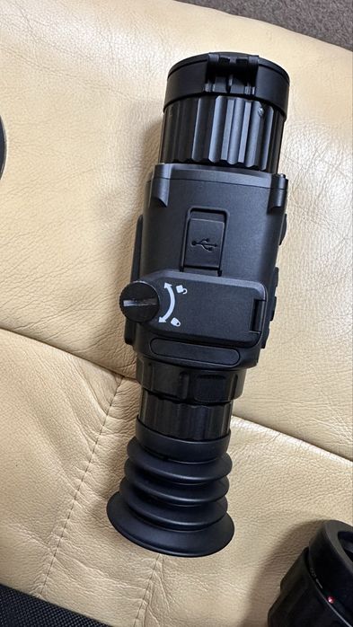 Тепловізійний монокуляр Hikmicro THUNDER Pro TE19C