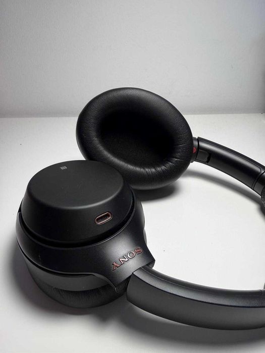 Sony WH-1000XM3 - Auscultadores com Noise Cancelling Premium
