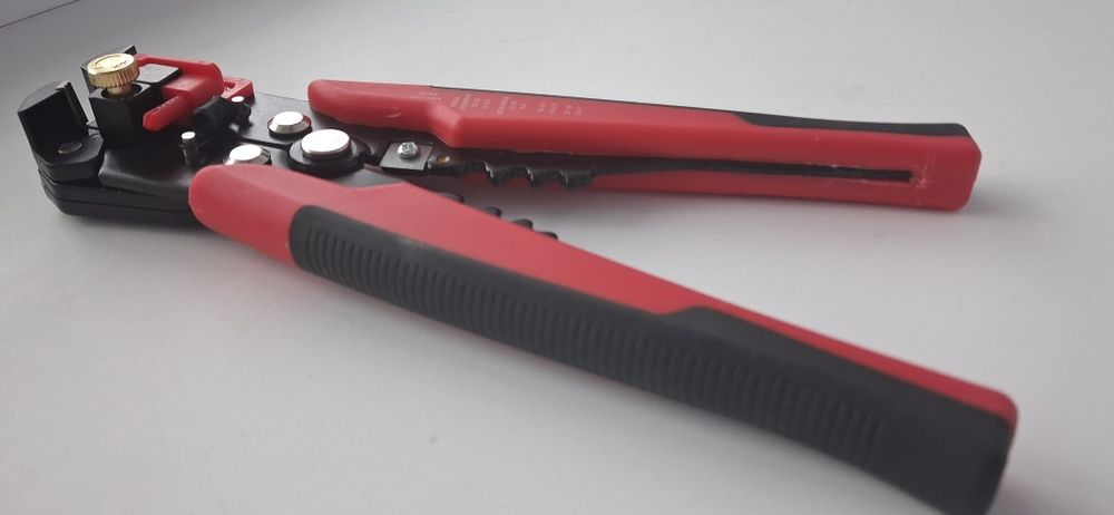 Знімач ізоляції автоматичний - стриппер 0.5-6мм