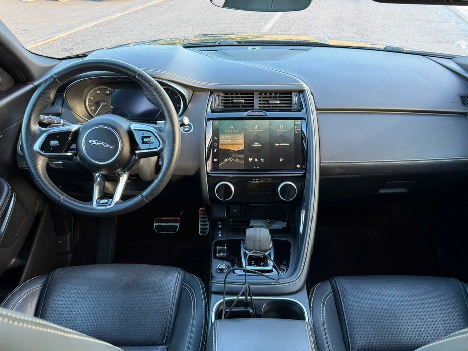 Jaguar E-Pace 1.5 P300e R-Dynamic S AWD Aut.