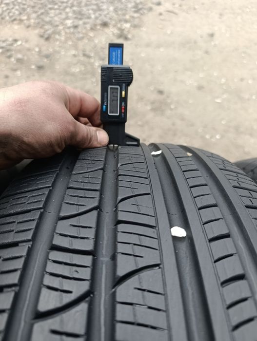 255/50/19 Pirelli scorpion run flat