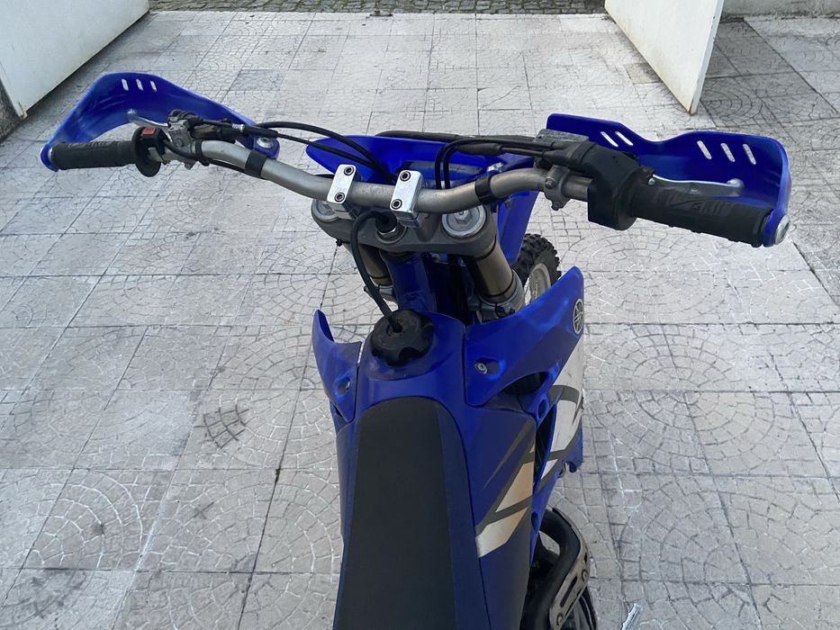 Yamaha YS 250 F / matriculada
