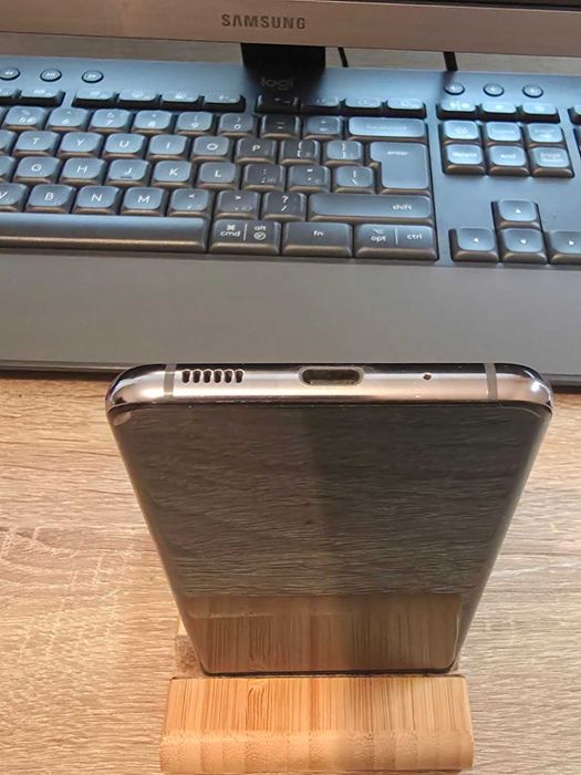 Продаю Samsung S20 / Офіційний!!! / Повний комплект!!!