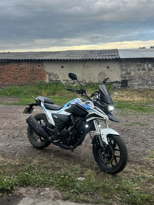Обміняю мотоцикл Lifan kpt 250