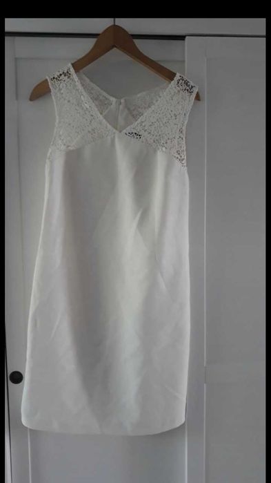 Biała  sukienka  Reserved rozmiar  S 36