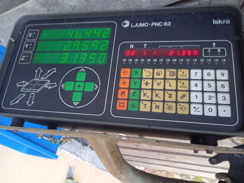 LJUMO PNC 63 ISKRA sterownik 3liniał (tokarka,frezarka,drążarka)