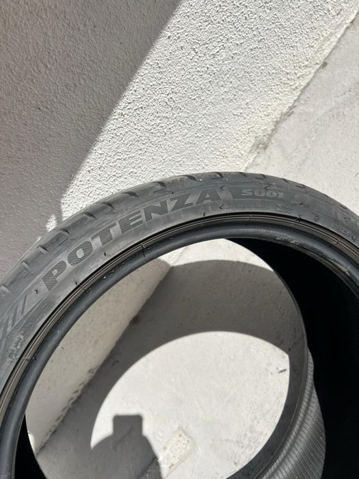 225/35/18 Bridgestone 2 pneus
