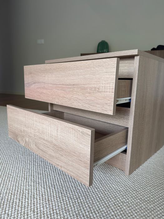 Mesa de Cabeceira moderna com derivados de madeira carvalho