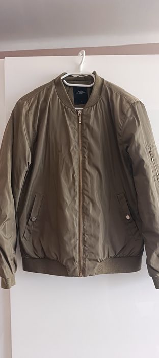 Sprzedam kurtka bomberka House rozmiar L