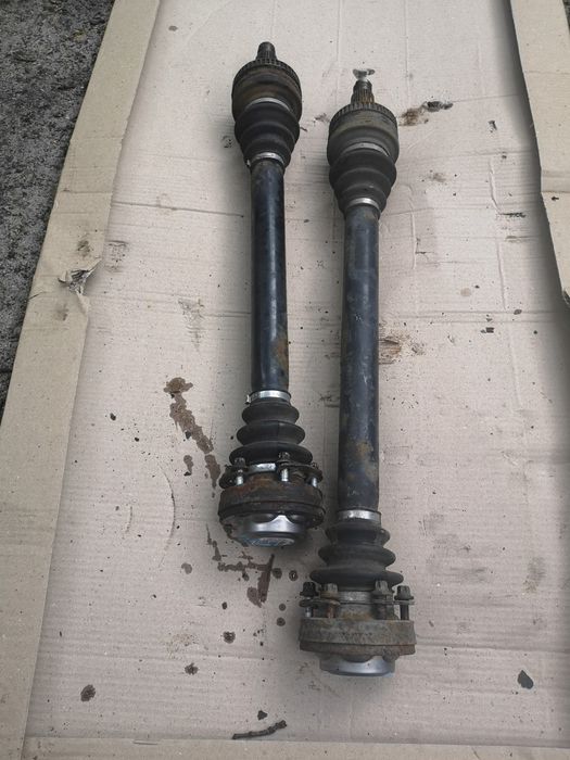 BMW e87 116i e90 316i 116km półoś półosie komplet