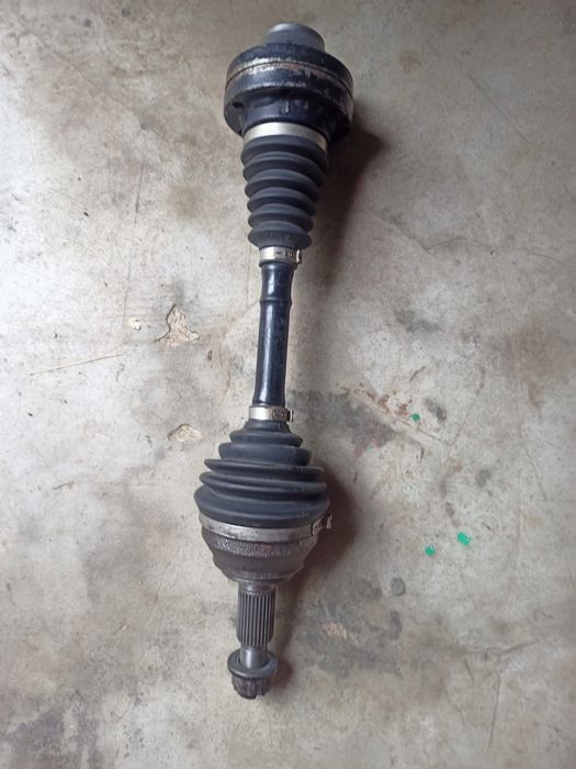 Піввісь для Audi Q7