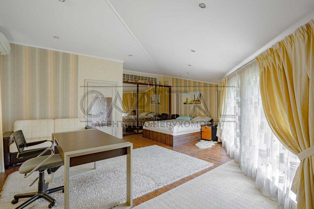 Оренда елітного будинку в Оболонському районі Київ  перша лінія Дніпра