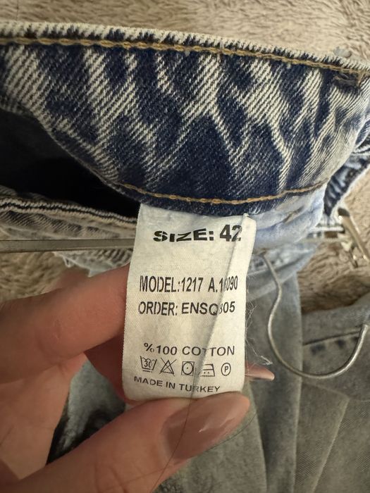 Продам жіночі джинси