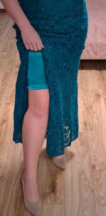 Brokatowa zielona sukienka syrenka