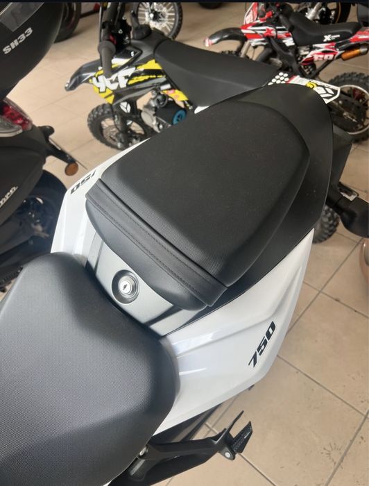 Suzuki GSX-S 750 Ano 2020