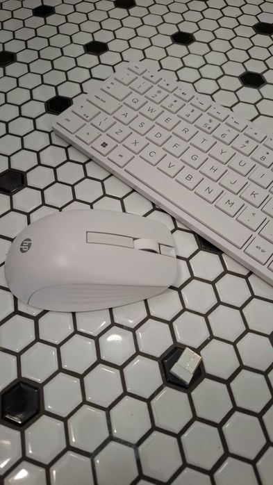 HP 650 Wireless Combo (Klawiatura + Mysz) – Biały / Stan Jak Nowy