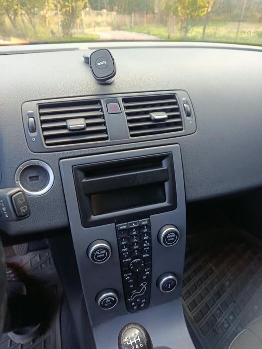 Автомобіль Volvo V50