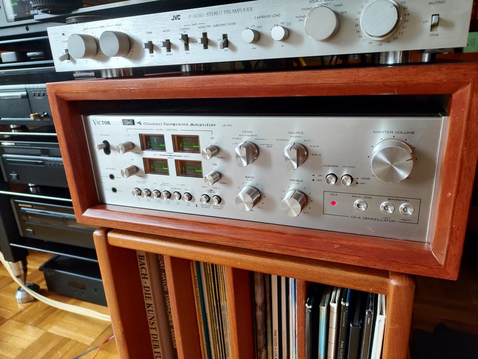 Wzmacniacz quadro / stereo JVC VICTOR