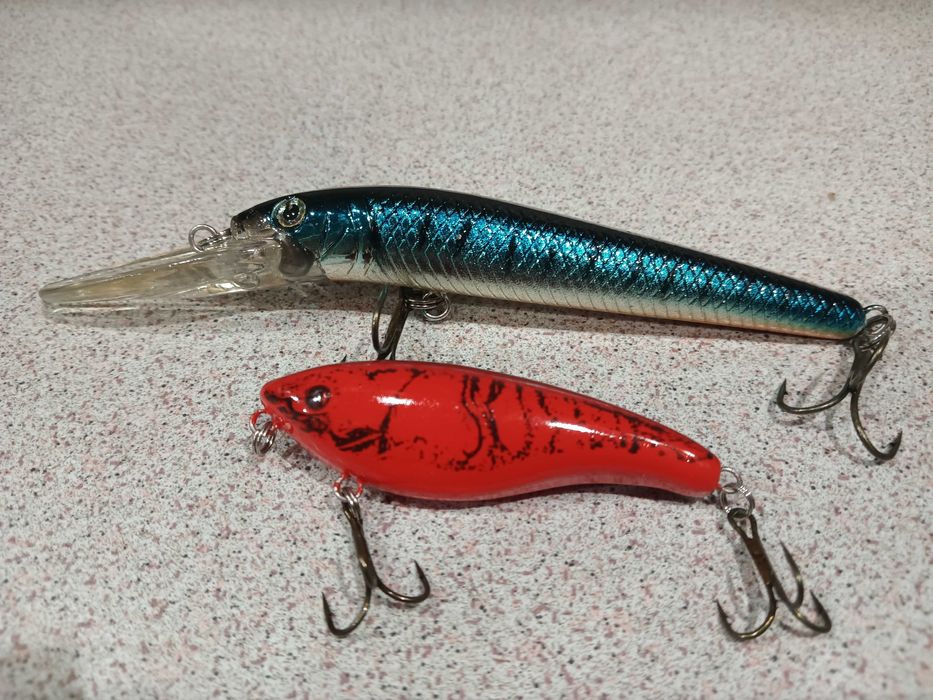 Woblery 2 sztuki sztuczne przynęty na ryby nowe