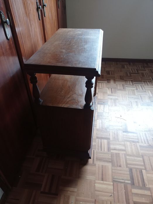 Móvel de TV com bar