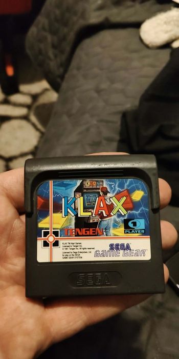 Konsola Sega gear z grą klax do wymiany kondensatory
