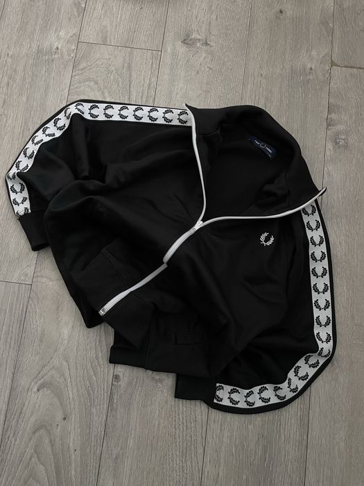 зипка олимпийка fred perry с лампасами casual ellesse casuals streetwe