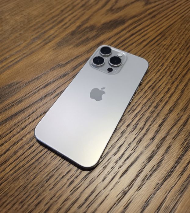 Iphone 15 Pro - 128 GB - Excelente Estado