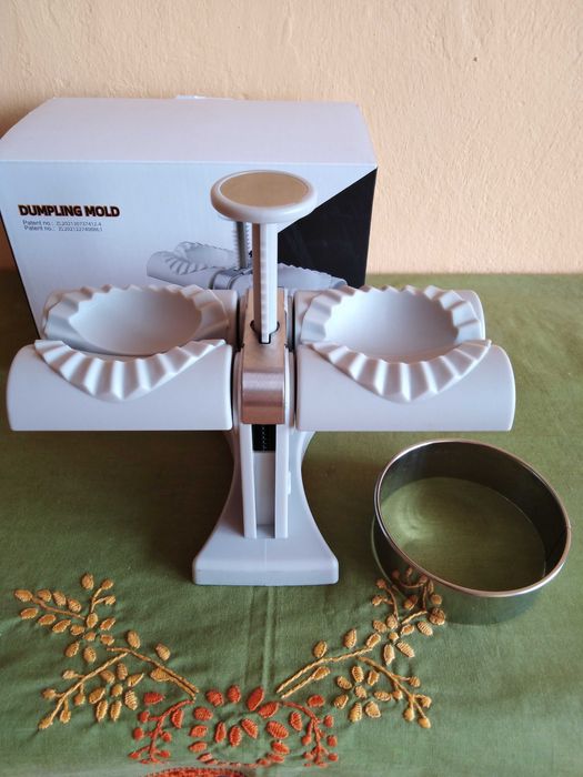 Maszynka do pierogów