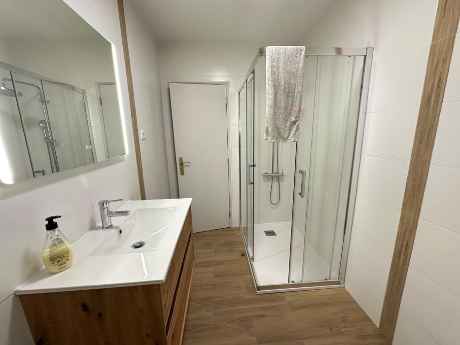 T4 com 144m² + Sótão 63m² + Quintal 25m²