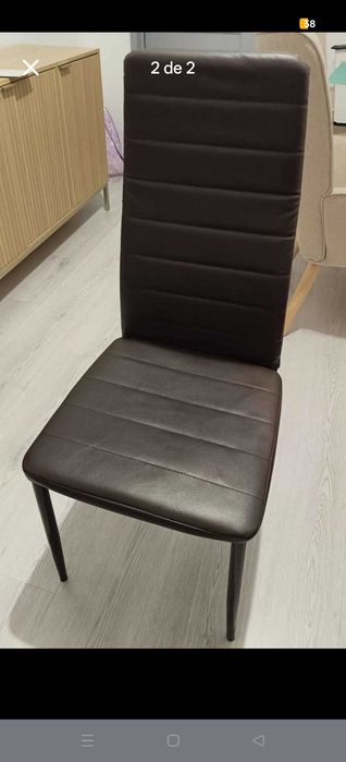 Mesa com 4 cadeiras