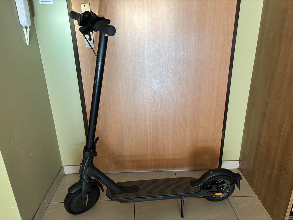 Hulajnoga elektryczna xiaomi mi electric scooter essential