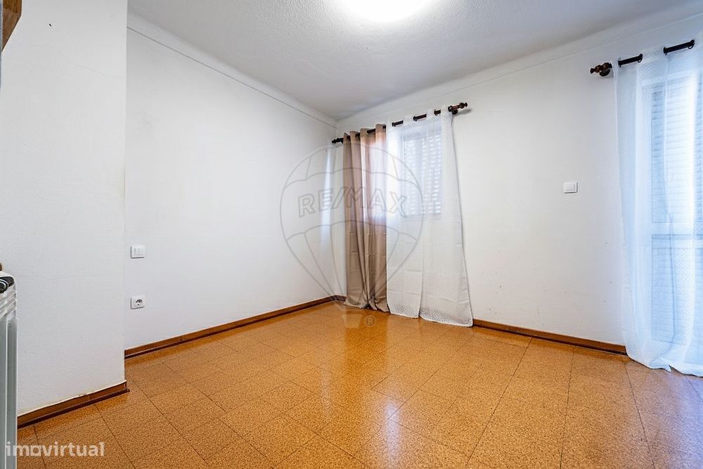 Moradia T5 para venda