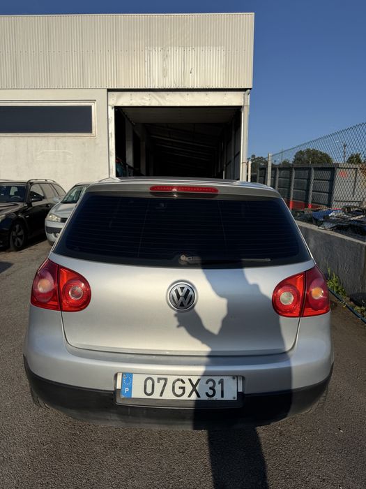 VW Golf V 5Lugares 1.9TDi 105CV