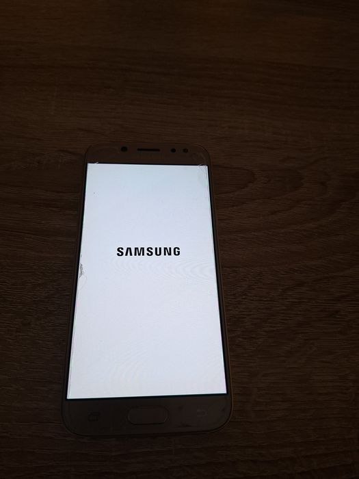 Samsung Galaxy  J5