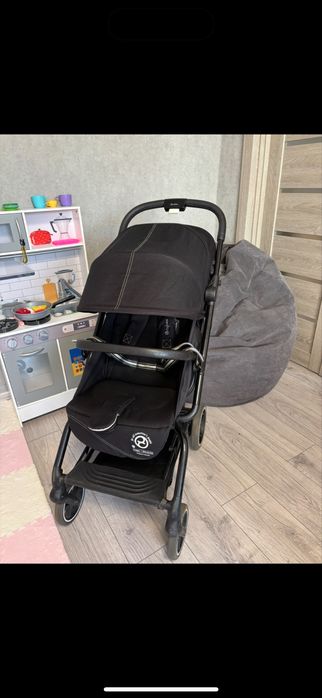Cybex eezy s plus 2