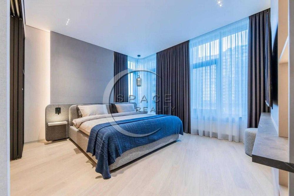 Продаж 3-х квартири 103 м2 ЖК Новопечерські Липки вул Верхогляда