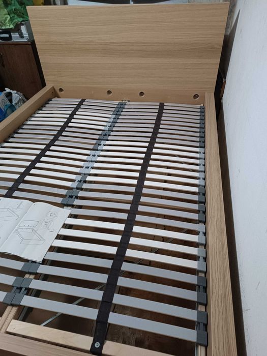 Cama casal Malm + Estrado Lonset (IKEA)