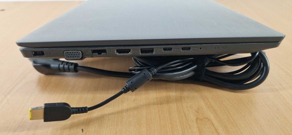 Portátil Lenovo i5 8th 12 RAM SSd 256Gb ecrã 15,6"