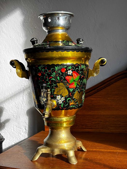 Samowar Rosja Chochłoma malowany mosiądz