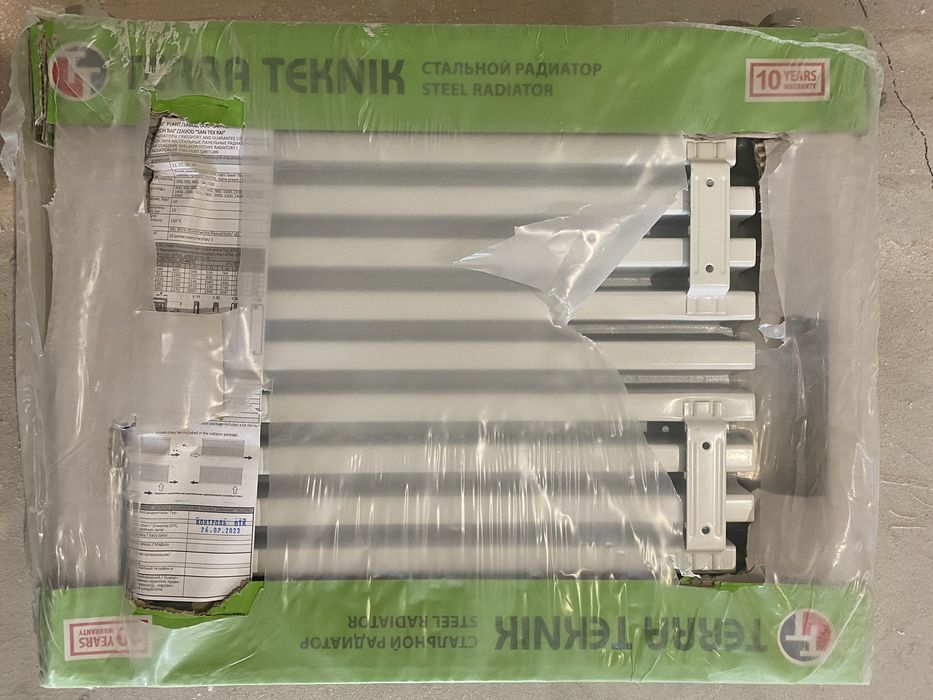Новий сталевий радіатор 50*40